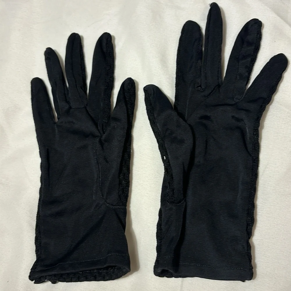 Vintage Black 1950’s Women’s Gloves